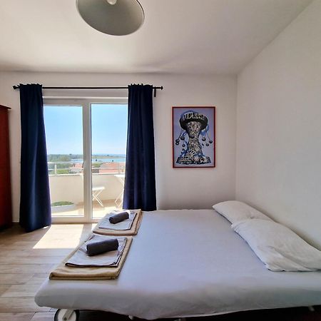 Avada Premium Apartment โนวาลยา ภายนอก รูปภาพ