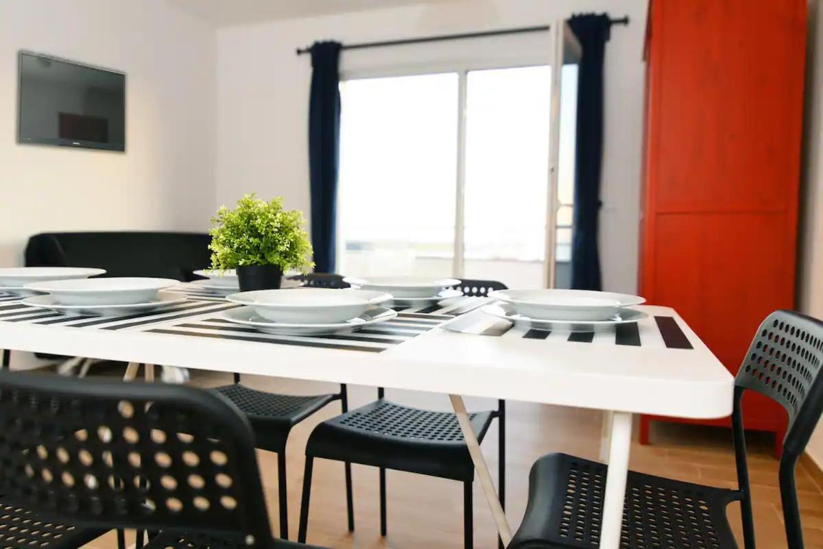 Avada Premium Apartment โนวาลยา ภายนอก รูปภาพ