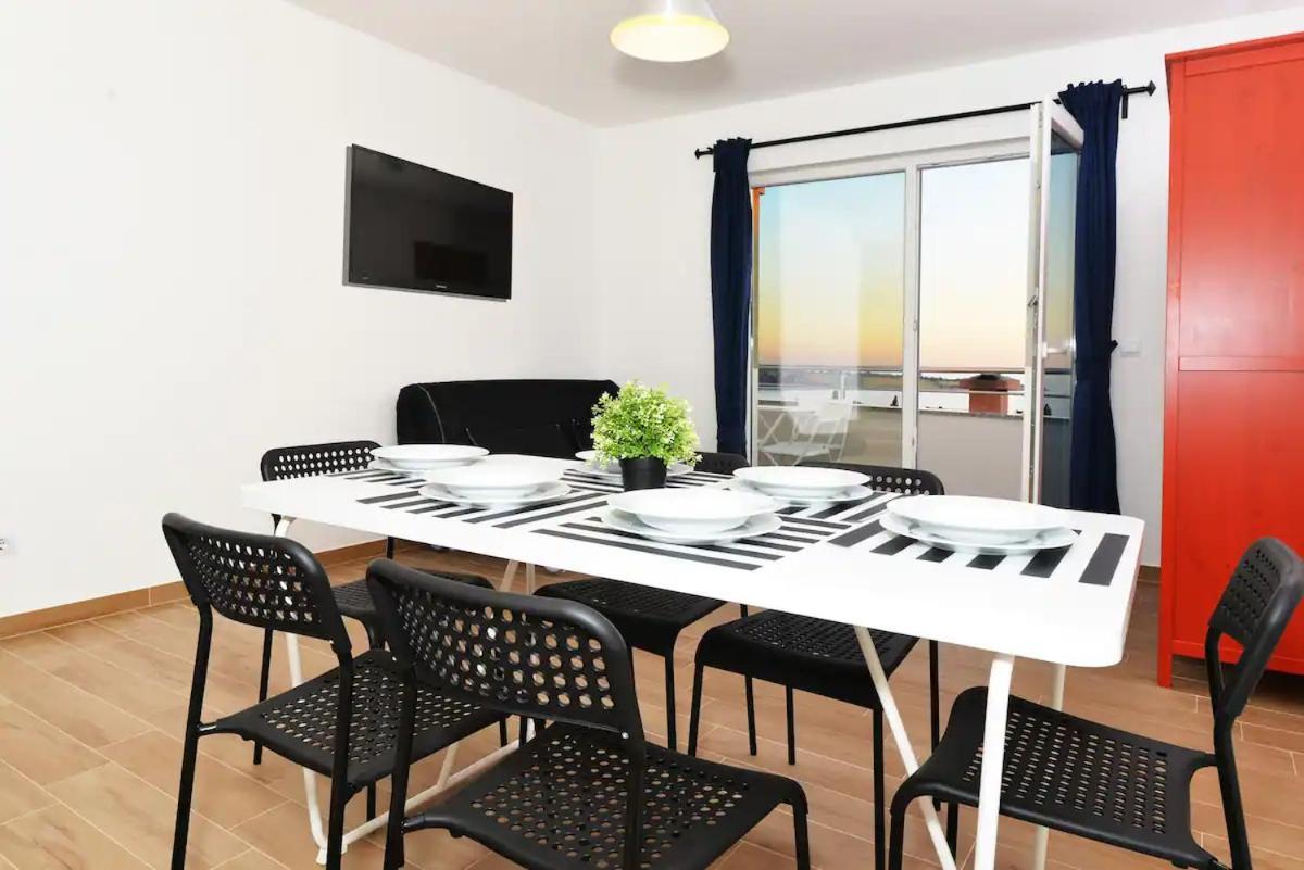 Avada Premium Apartment โนวาลยา ภายนอก รูปภาพ