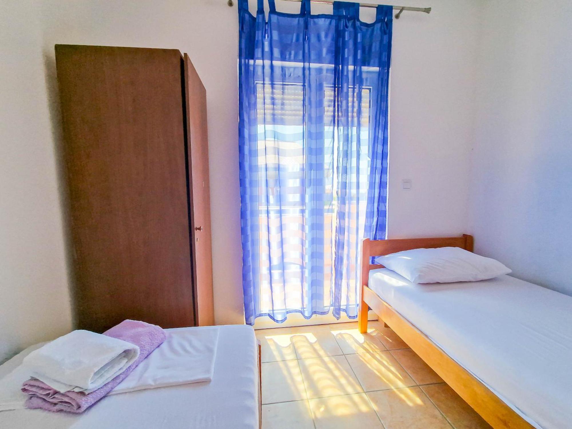 Avada Premium Apartment โนวาลยา ภายนอก รูปภาพ