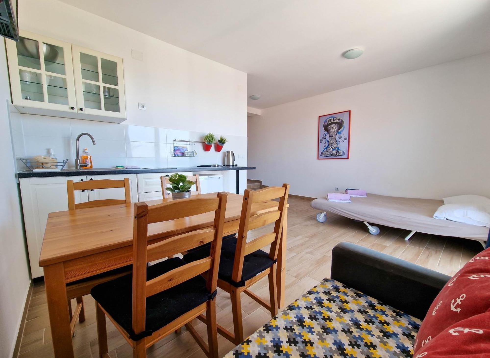 Avada Premium Apartment โนวาลยา ภายนอก รูปภาพ