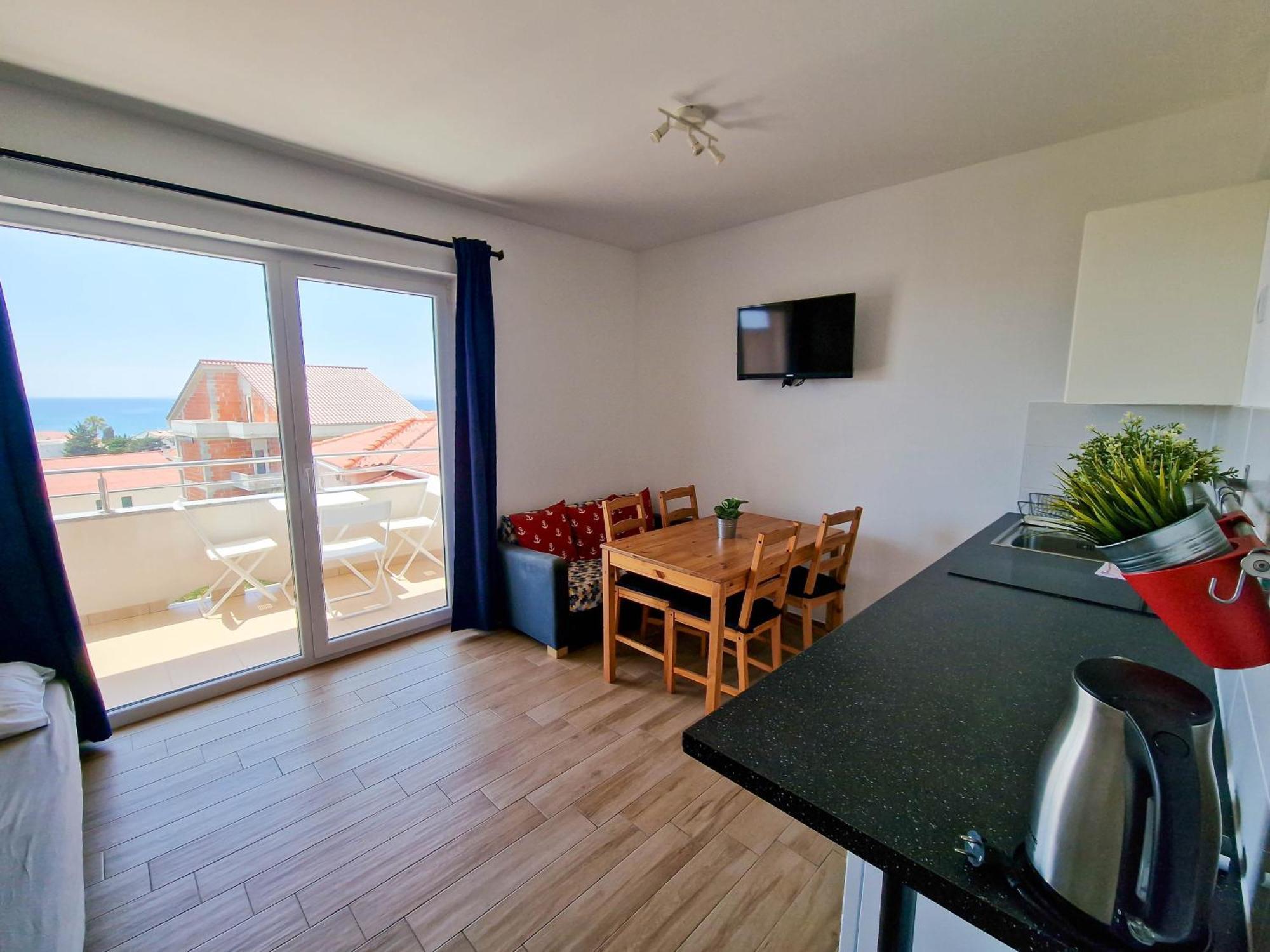 Avada Premium Apartment โนวาลยา ภายนอก รูปภาพ
