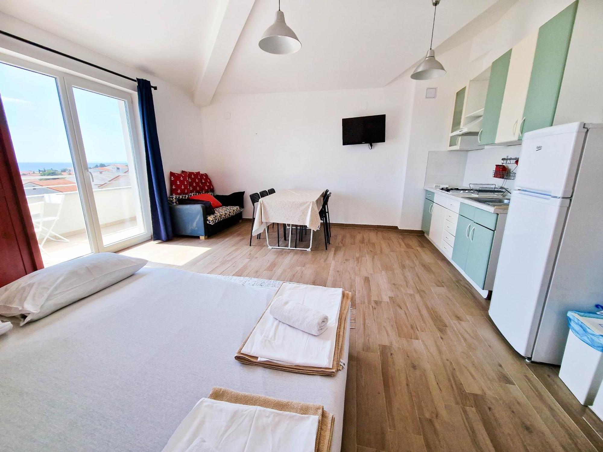 Avada Premium Apartment โนวาลยา ภายนอก รูปภาพ